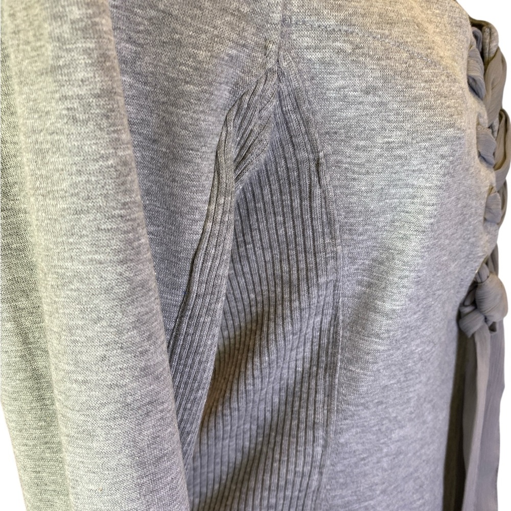 Free People Gray Lace-Up Long Sleeve Top Women’s Size Large - Picture 3 of 6